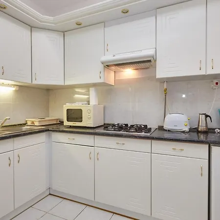 Zoli Apartmanok-anna Koelcsey 32