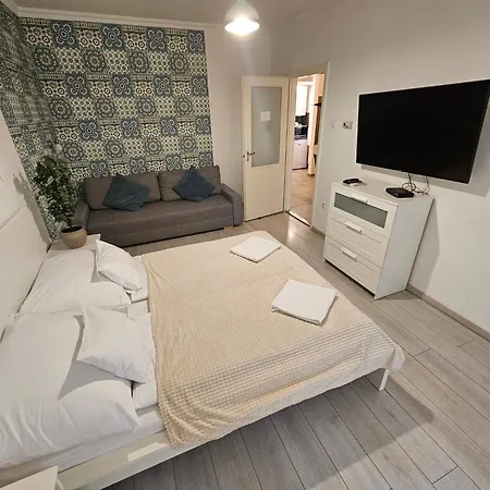 Zoli Apartmanok-anna Koelcsey 32 شقة Hajdúszoboszló