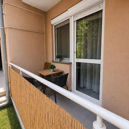 Appartamento Zoli Apartmanok-anna Koelcsey 32 *
