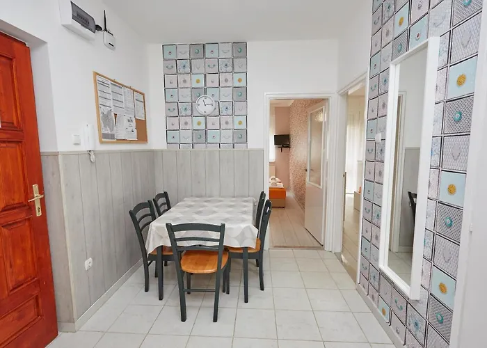 Zoli Apartmanok-anna Koelcsey 32